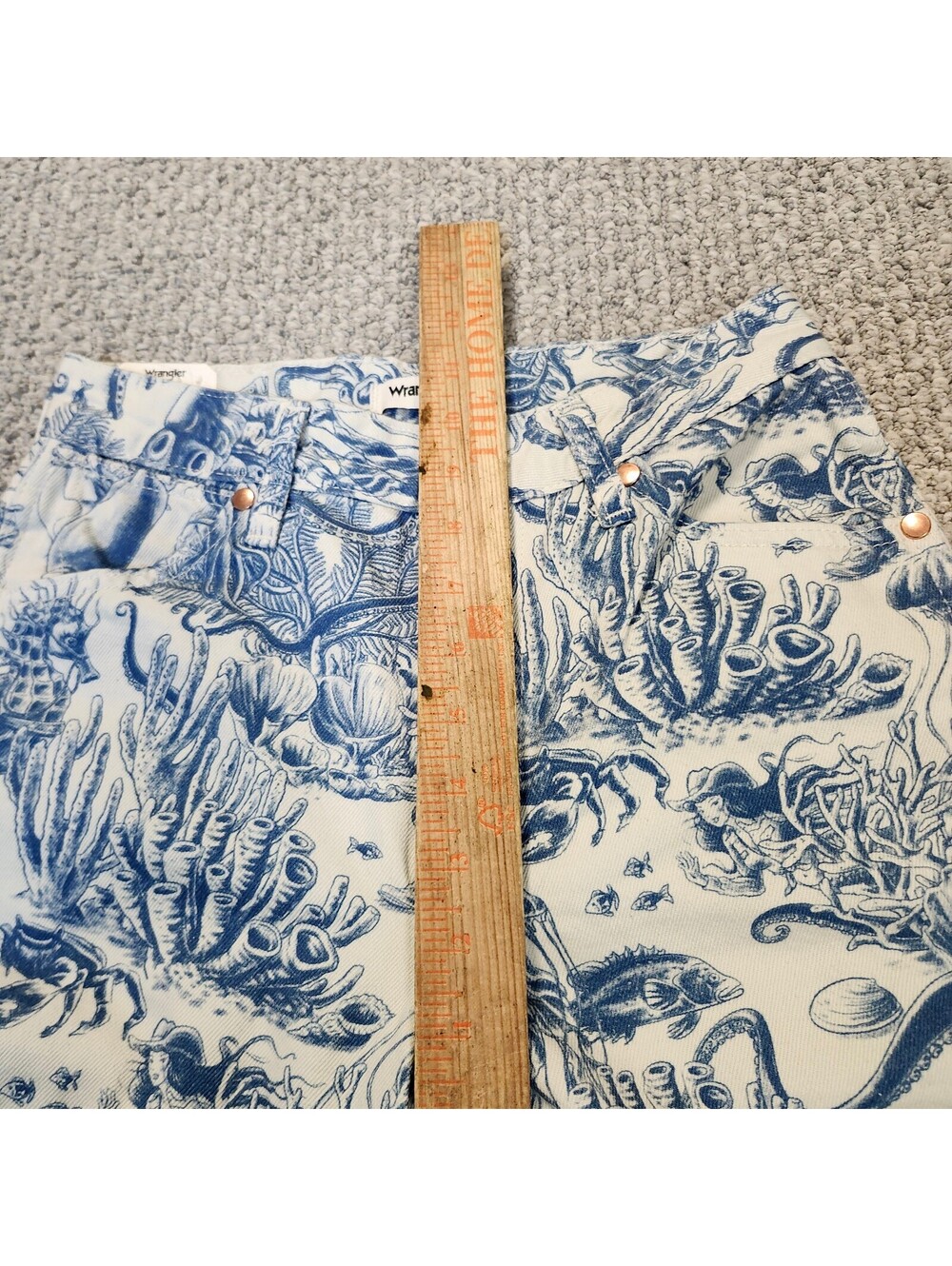 Wrangler Wanderer Women's Blue and White High Rise Flared Jeans 24/30 NWT - Picture 4 of 11